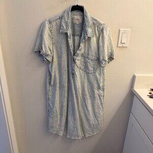 Rails Light Wash Denim Shirt Dress | Short Sleeve | Size M